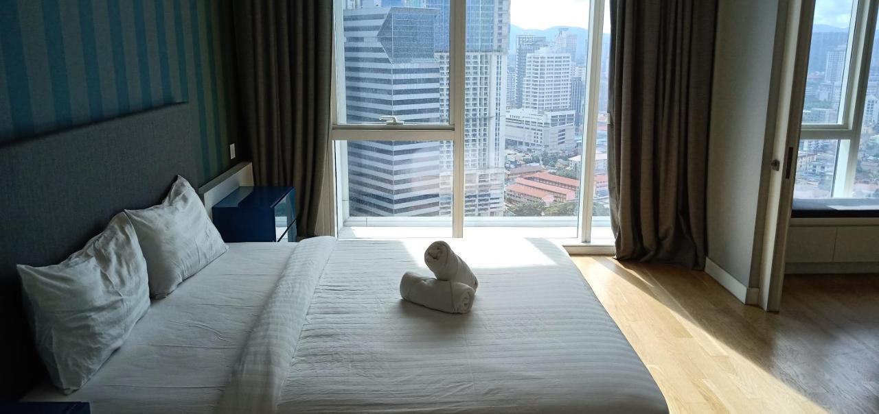 The Platinum Klcc Suites By Whitfield Куала-Лумпур Экстерьер фото